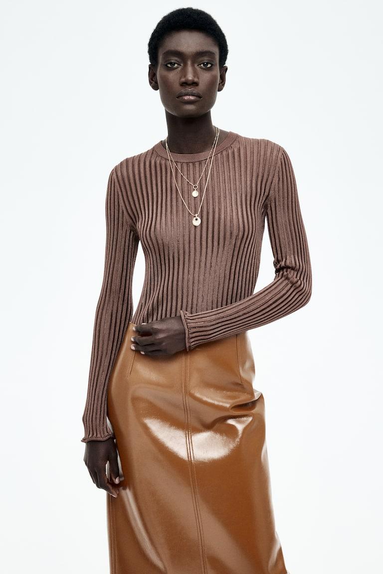 H&M Durchscheinendes Shirt in Rippstrick Riesige Rabatte