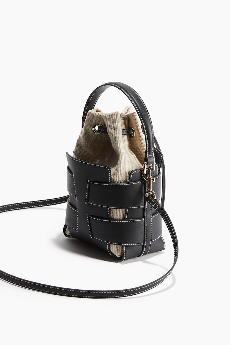 H&M Crossbody Bucket Bag Sonderangebot