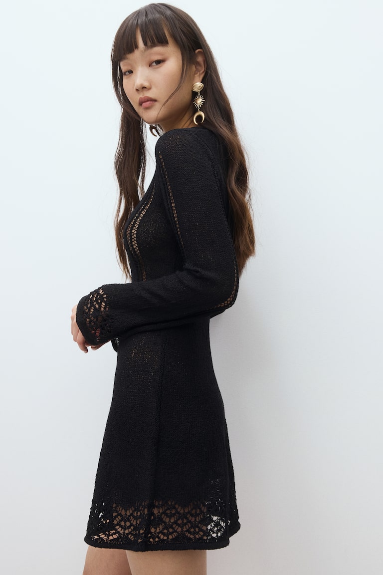 H&M Minikleid in Ajourstrick Räumungsverkauf