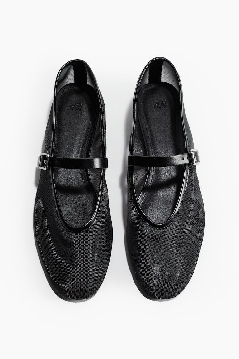 H&M Ballerinas im Mary-Jane-Stil aus Mesh Schlussverkauf