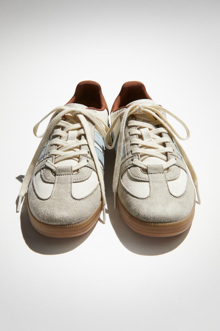 H&M Sneaker