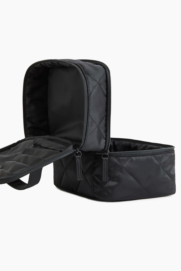 H&M Große Kulturtasche mit zwei Böden Saisonale Angebote