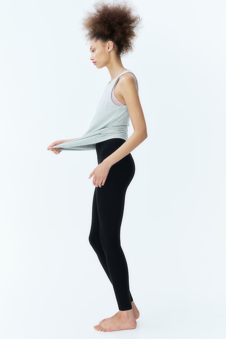 H&M Yoga-Leggings mit SoftMove™ Lycra® Bis zu 60% Rabatt