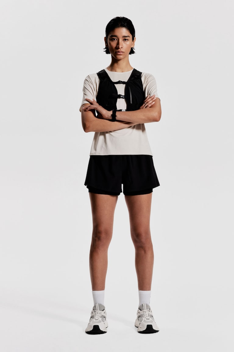 H&M Doppellagige Laufshorts mit DryMove™ Black Friday
