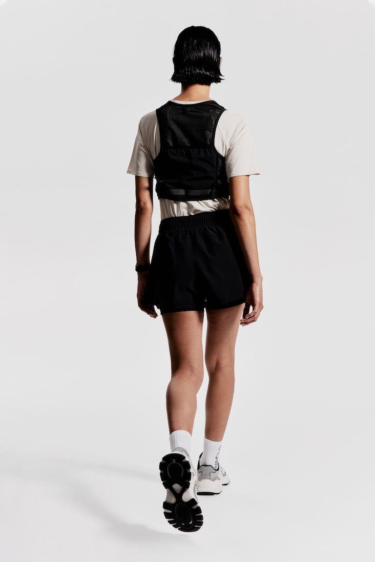 H&M Doppellagige Laufshorts mit DryMove™ Black Friday