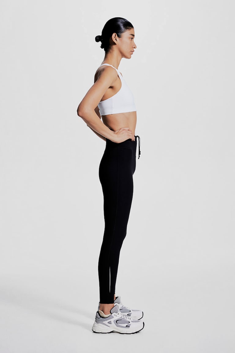 H&M Sport-BH mit ShapeMove™ High Support Blitzangebot