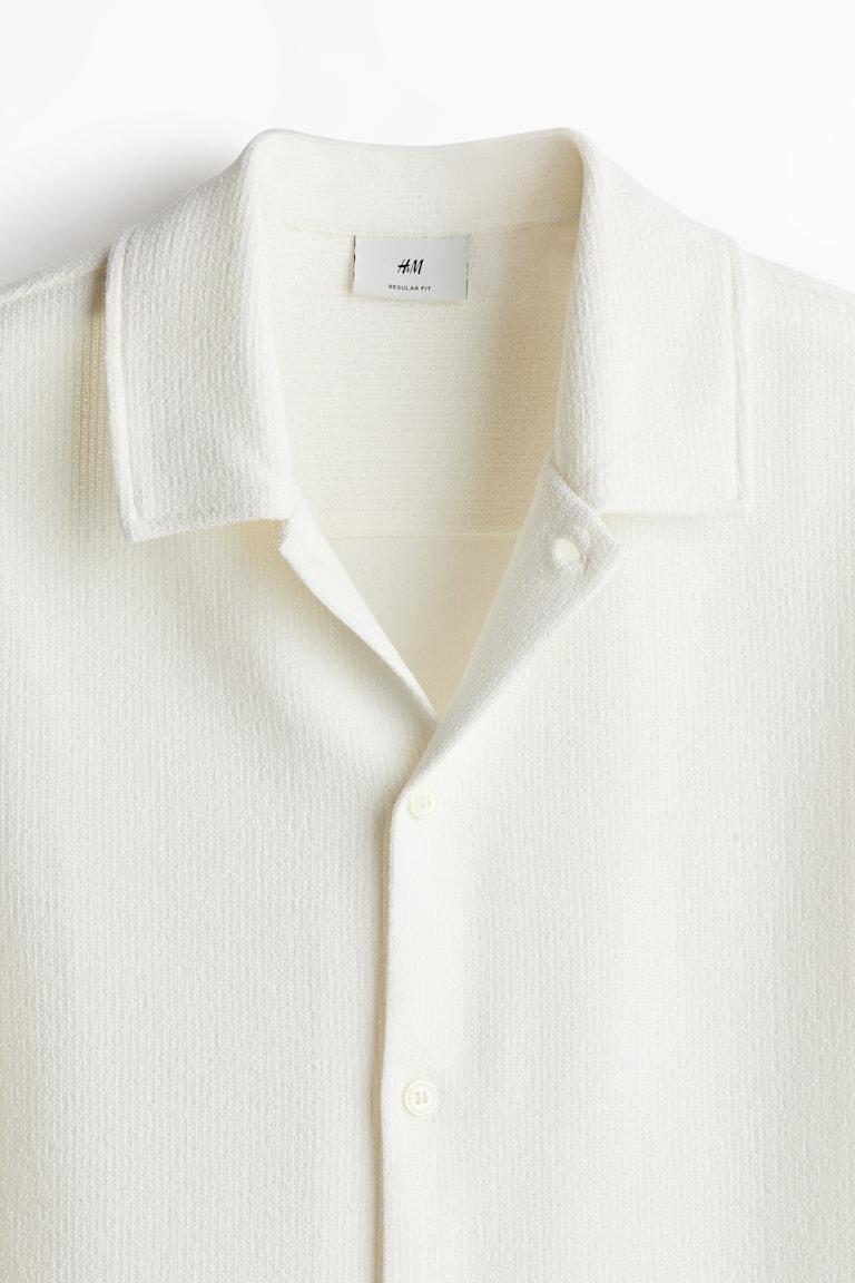 H&M Kurzarmhemd aus Jersey in Regular Fit Tägliche Deals