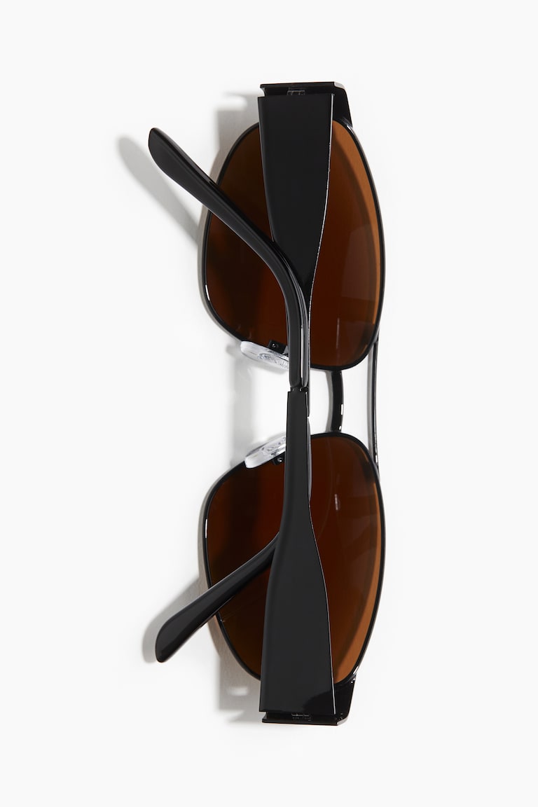H&M Sonnenbrille Valentinstagsangebot