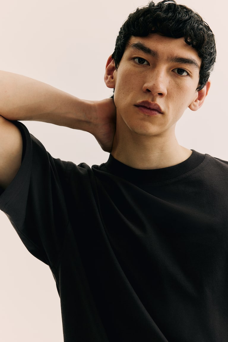 H&M T-Shirt in Oversized Fit Sonderangebote