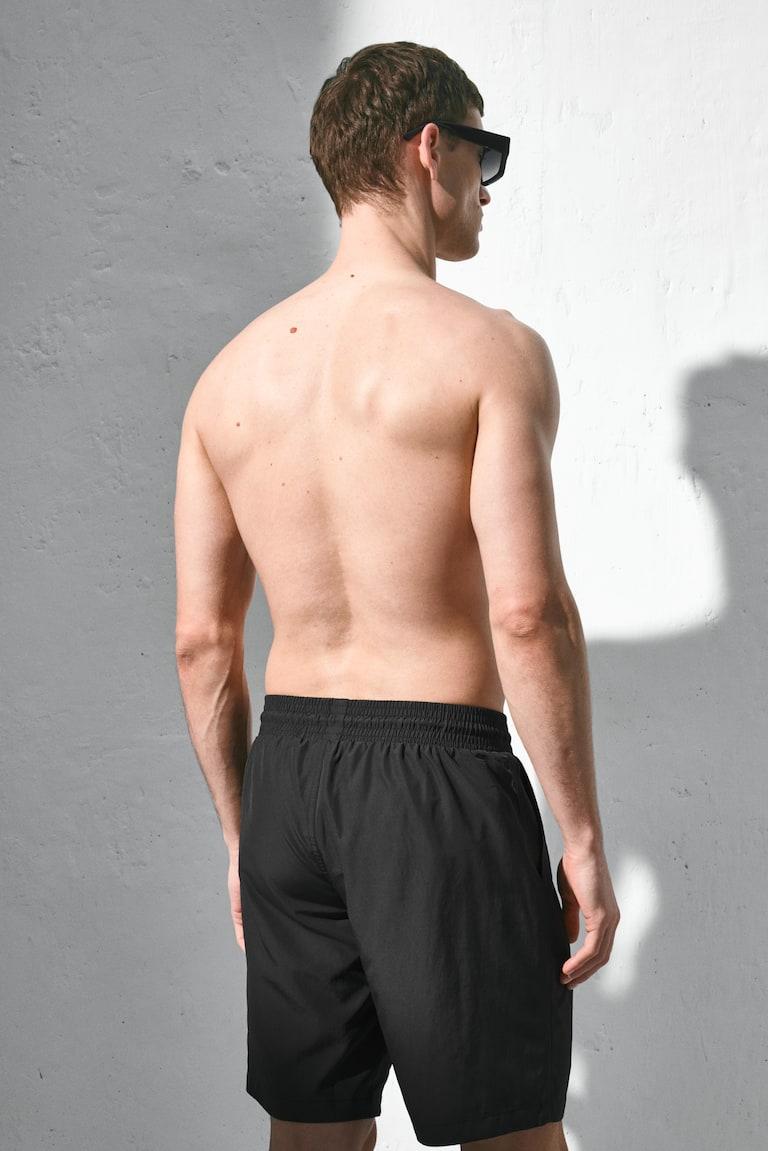 H&M Knielange Badeshorts Angebote
