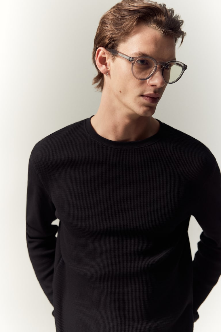 H&M Shirt aus Waffeljersey in Slim Fit Fabrikpreis