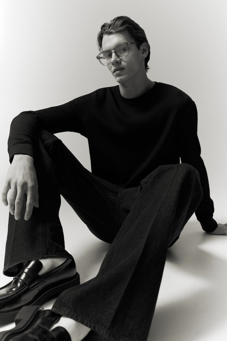 H&M Shirt aus Waffeljersey in Slim Fit Fabrikpreis
