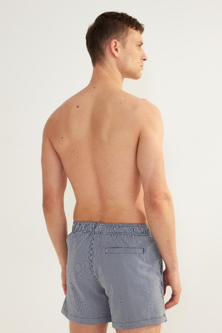 H&M Badeshorts aus Seersucker Muttertagsangebot