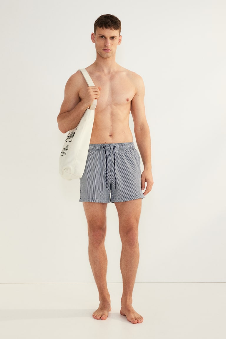 H&M Badeshorts aus Seersucker Vatertagsangebot