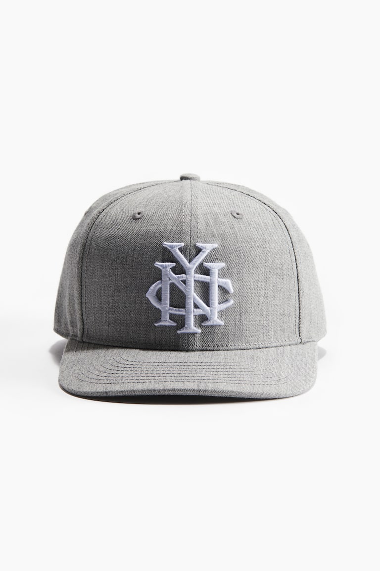 H&M Cap mit Motivstickerei Begrenzte Freigabe