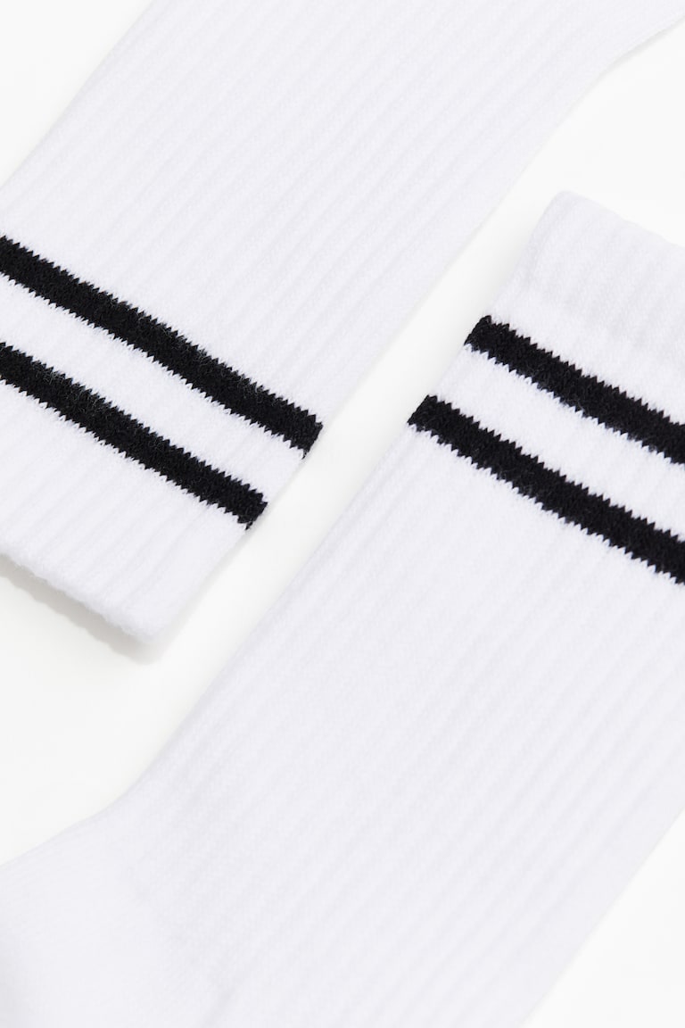 H&M 5er-Pack Sportsocken mit DryMove™ Begrenzt auf 3 Tage