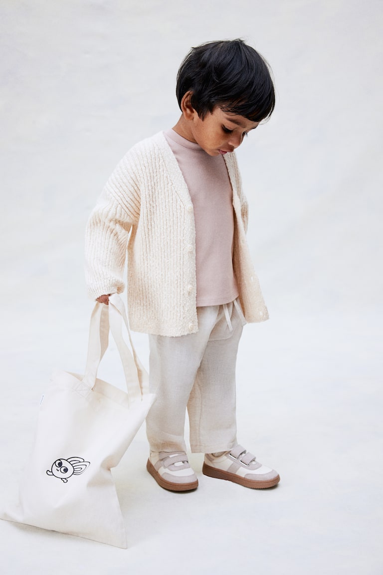 H&M Oversized Cardigan aus Boucléstrick Saisonale Angebote