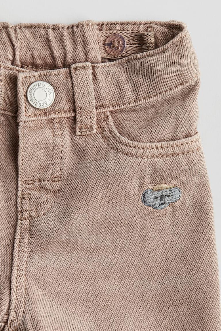 H&M Jeans mit Stickereien Flash Sale