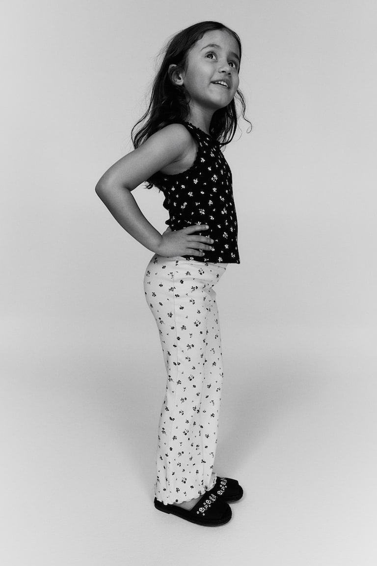 H&M Ausgestellte Leggings Letzter Tag