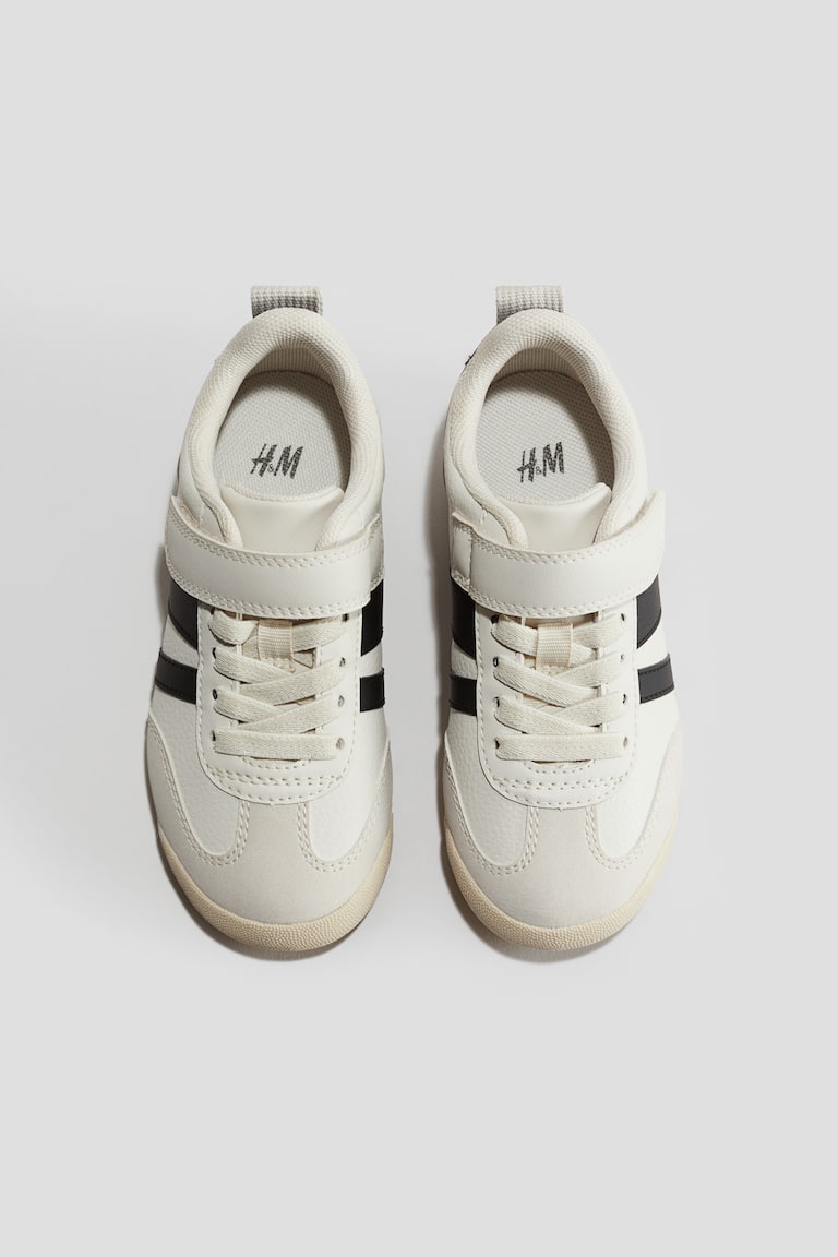 H&M Sneaker Sonderangebot der Fabrik