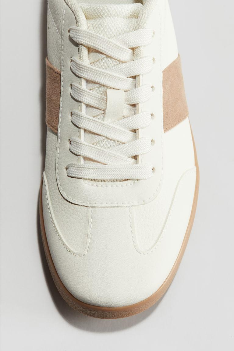 H&M Sneaker Saisonale Angebote