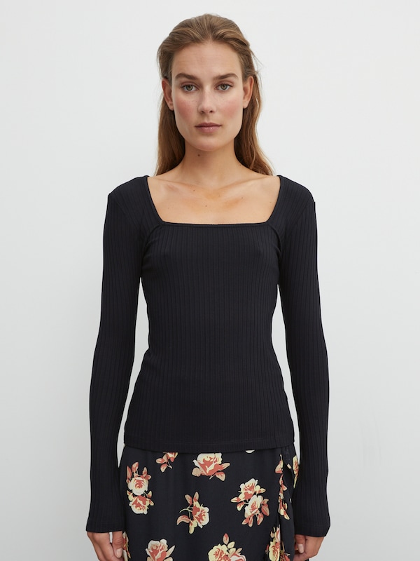 EDITED EDITED Shirt 'Valeria' in Schwarz Hotsell