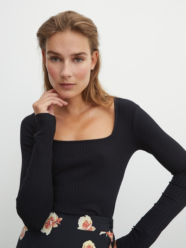 EDITED EDITED Shirt 'Valeria' in Schwarz Hotsell