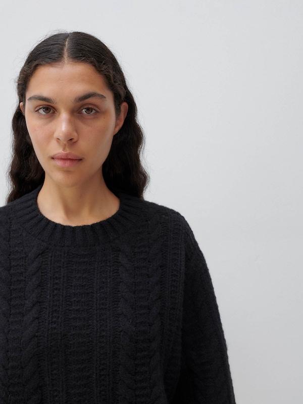 ABOUT YOU x Marie von Behrens ABOUT YOU x Marie von Behrens Pullover 'Agathe' in Schwarz Riesige Ersparnisse