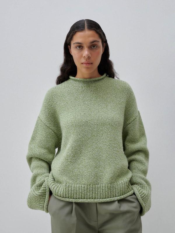ABOUT YOU x Marie von Behrens ABOUT YOU x Marie von Behrens Pullover 'Suzi' (GRS) in Grün Kostenlose Rückgabe