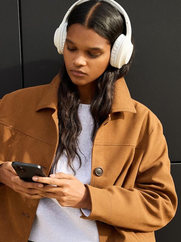 Bershka Bershka Jacke in Umbra Hotsell