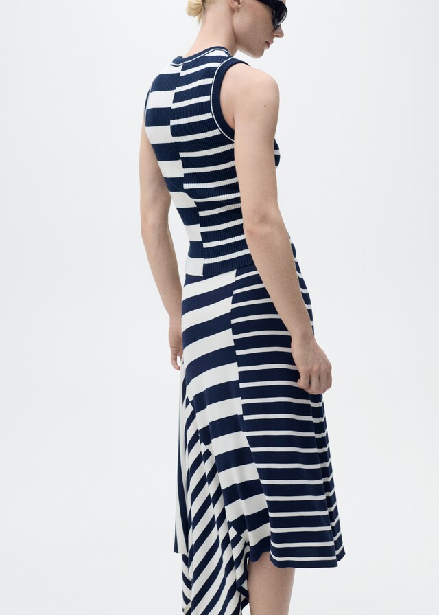 Mango Gestreiftes Jersey-Top Super Sparpreis
