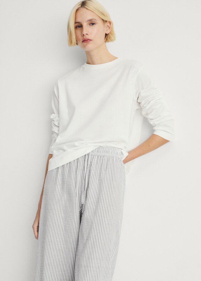Mango Zweiteiliger Pyjama mit Streifen aus Seersucker Nur noch ein Tag übrig