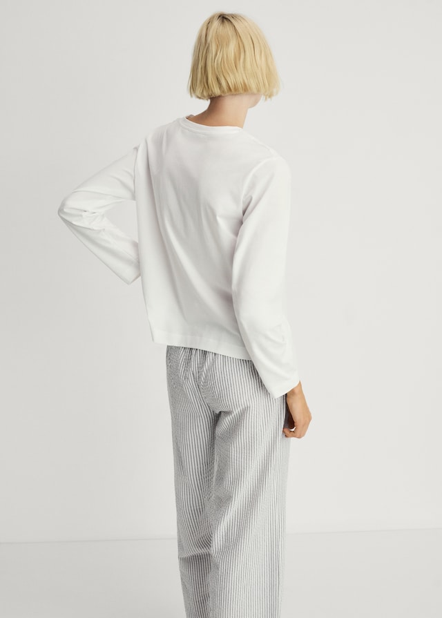 Mango Zweiteiliger Pyjama mit Streifen aus Seersucker Nur noch ein Tag übrig