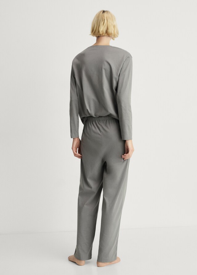 Mango Pyjama zwei Teile Baumwolle schlichtes Design Kostenloser Versand international