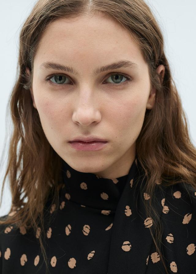Mango Polka-Dots-Bluse mit drapiertem Kragen Günstig kaufen