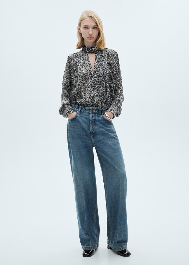 Mango Bluse in Leo-Optik mit Schleifenkragen Versandkostenfrei