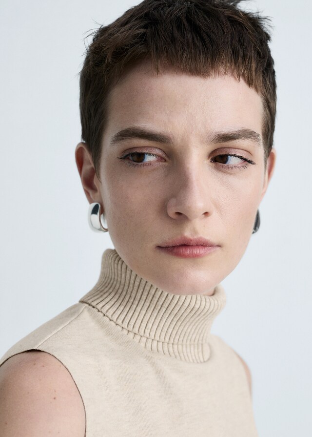 Mango Stricktop mit Rollkragen Neueste Mode