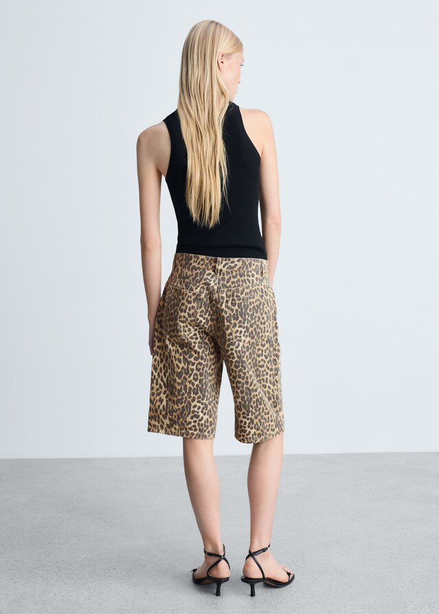 Mango Bermudashorts mit hoher Taille und Leopardenmuster Super Sparpreis