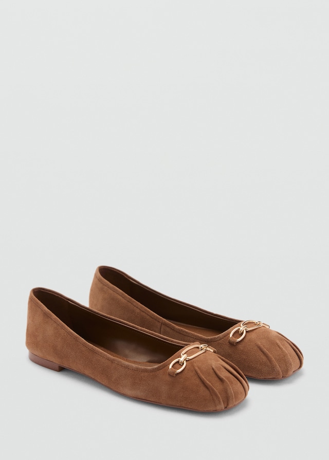Mango Leder-Ballerinas mit Gliederkettendetail 50% Rabatt mit kostenlosem Versand