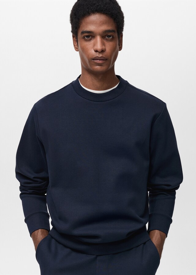 Mango Regular-Fit-Sweatshirt aus Baumwolle Letzter Tag