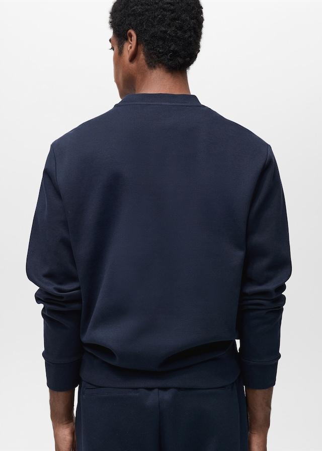 Mango Regular-Fit-Sweatshirt aus Baumwolle Letzter Tag