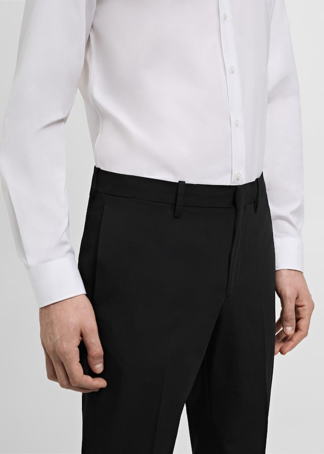 Mango Super Slim Fit-Anzughose aus Stretchstoff Valentinstagsangebot