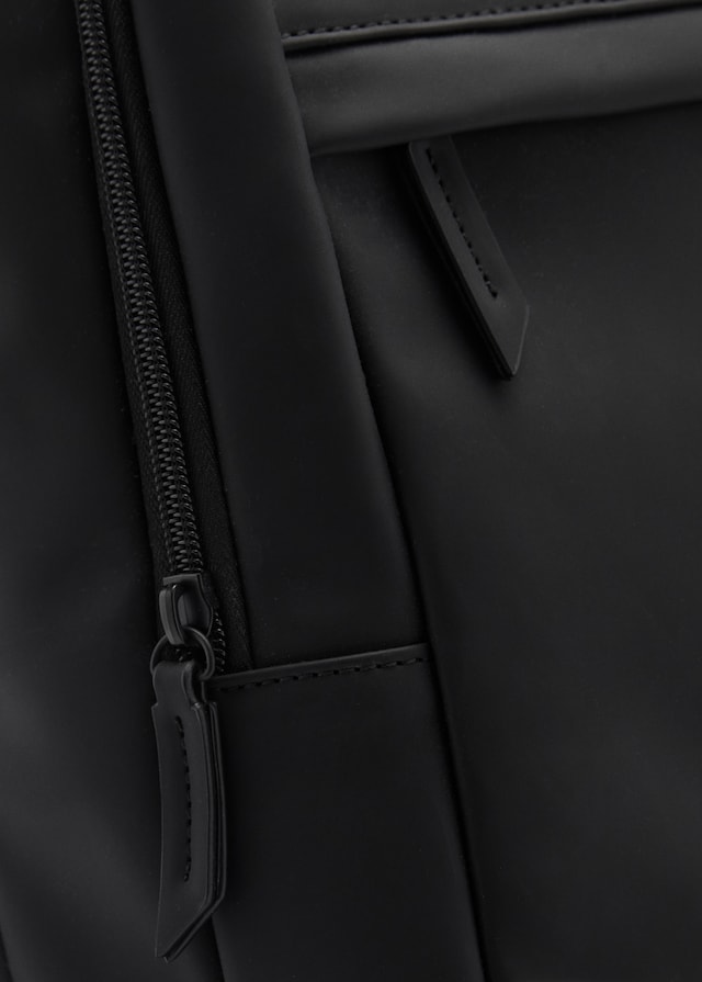 Mango Gummierter Funktionsrucksack Bis zu 60% Rabatt