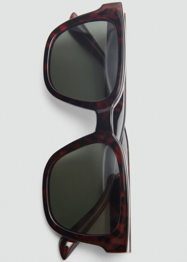 Mango Polarisierte Sonnenbrille mit rechteckigem Design im Angebot