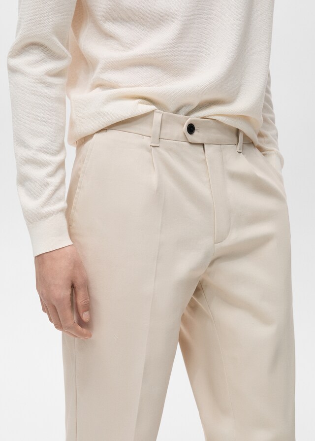 Mango Bundfaltenhose mit Hosenaufschlag Bestseller