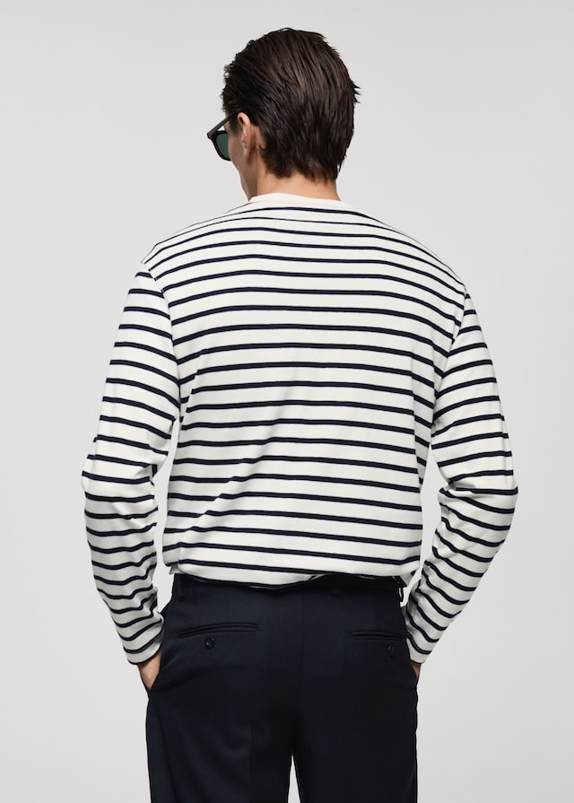 Mango Gestreiftes T-Shirt aus 100 % Baumwolle Zeitbegrenzte Promotion
