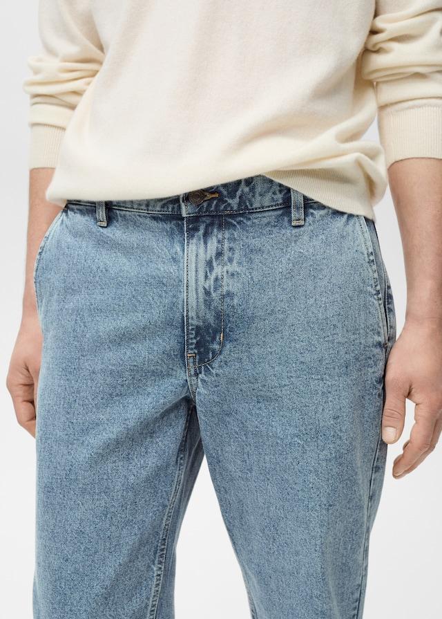 Mango Straight-Fit-Jeans im Used-Look Im Verkauf
