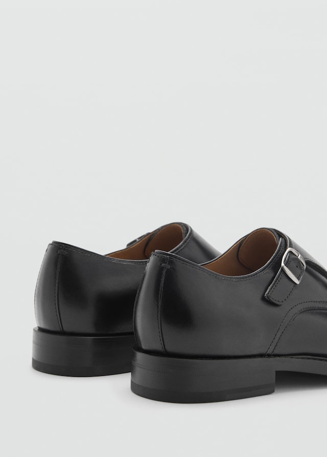 Mango Lederschuh mit Doppelschnalle Großer Ausverkauf