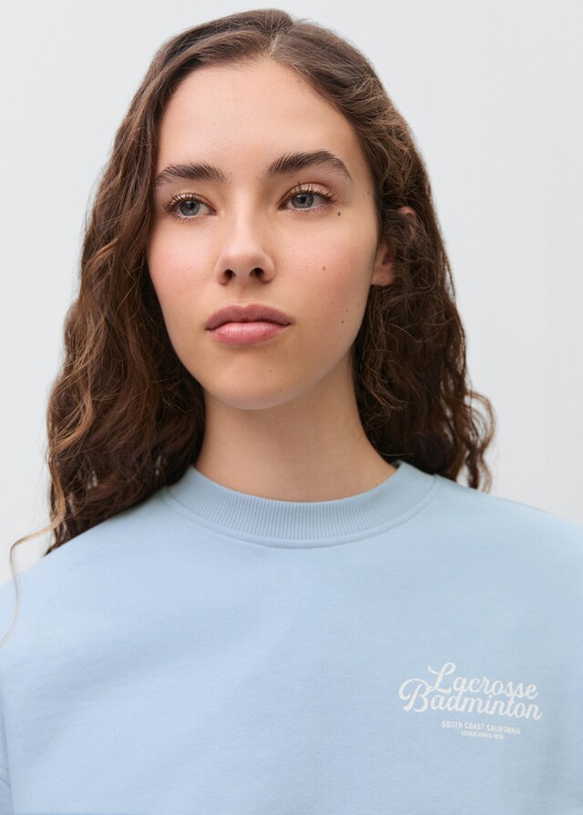 Mango Baumwoll-Sweatshirt mit aufgedrucktem Schriftzug Top Angebot