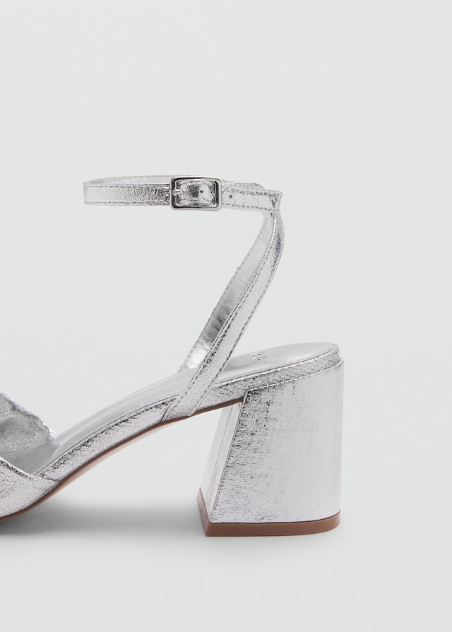 Mango Sandale mit Metallic-Schleifendetail Nur für heute